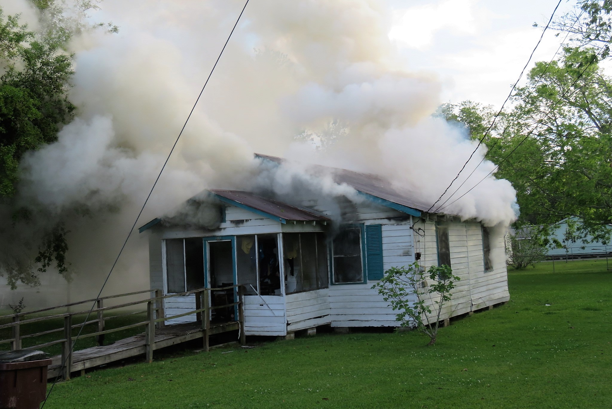 Des Allemands house claimed by fire