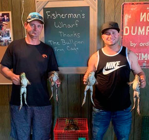 Duo sets record for biggest bullfrog at tournament - St. Charles Herald ...