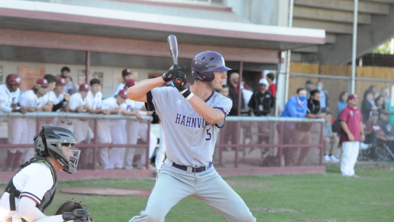 Central builds early lead en route to 1st round win over Hahnville - St.  Charles Herald Guide