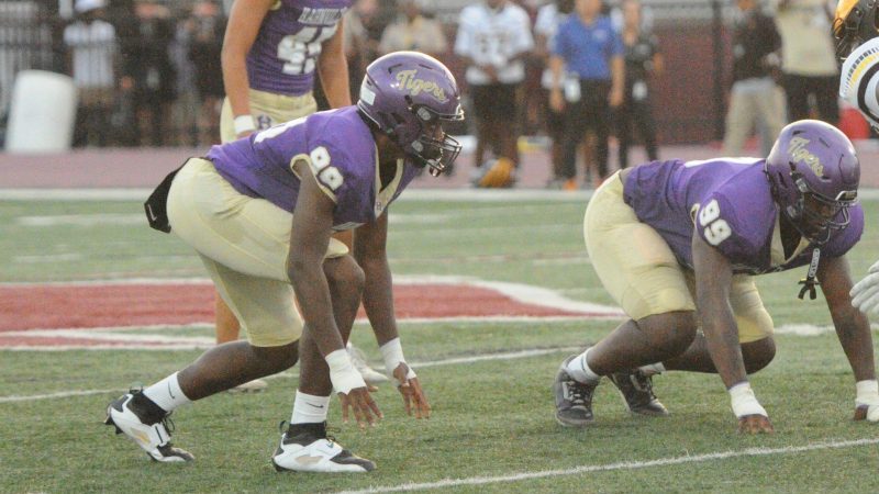 Hahnville hosts defending state champion St. Charles Catholic